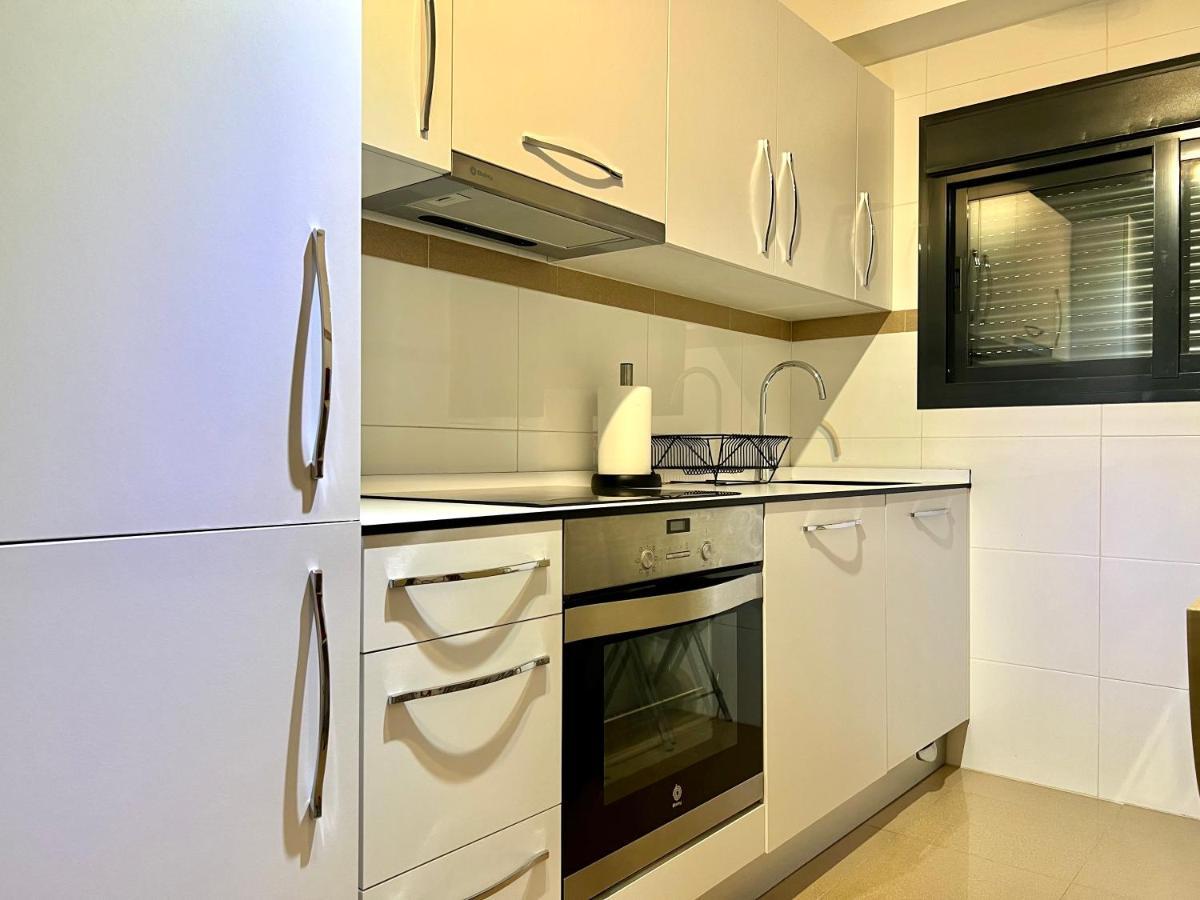 Breathtaking Sea View Apartment เอสเตโปนา ภายนอก รูปภาพ